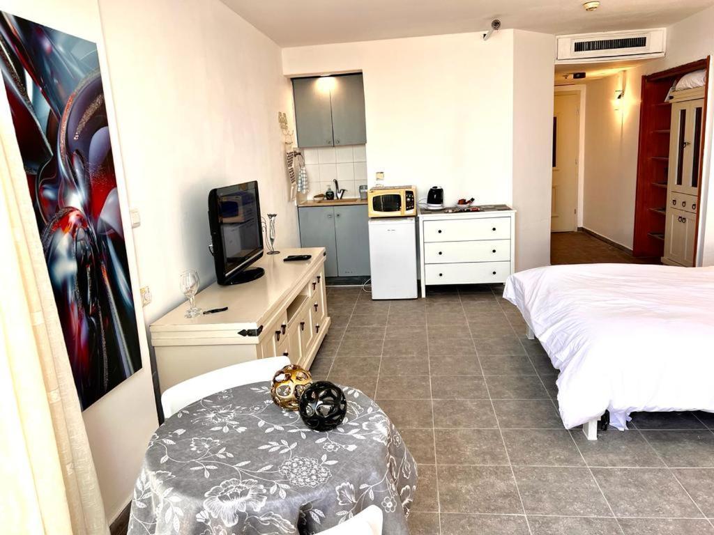 Raphael Apartments Herzelia Esterno foto